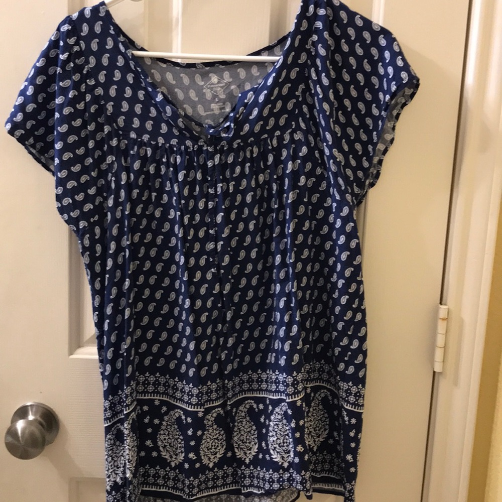 Blue and White St. john's Bay Patterned Shirt